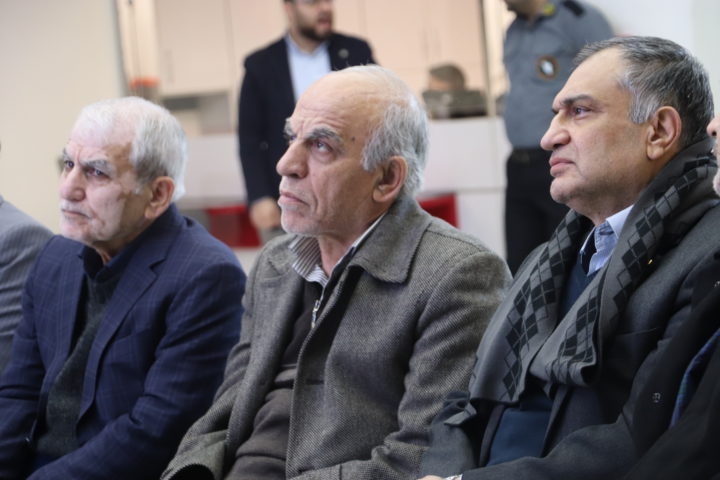 بازدید دستیار رئیس‌جمهور از پارک علم و فناوری شریف با تأکید بر نقش دانشگاه در توسعه اقتصاد دریامحور